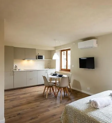 Monolocale Moderno E Porta Nuova Vittorio * Torino