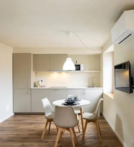 Monolocale Moderno E Porta Nuova Vittorio Apartament
